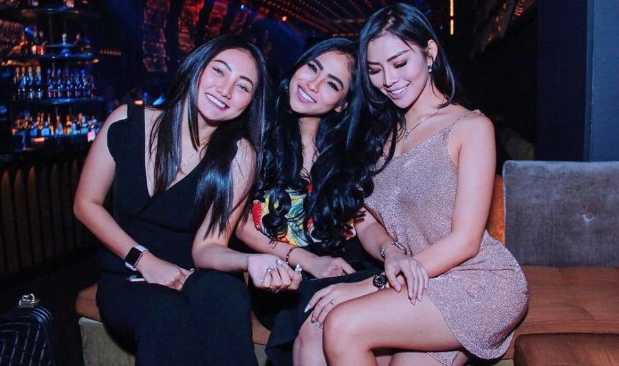 meet local escort girls KL